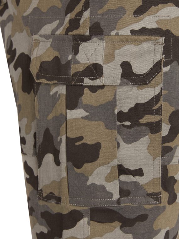 Khaki Boys Plus Size Sturdy Fit Stretch Camouflage Cargo Shorts <br/> 32" - 42" Waist - Image 3