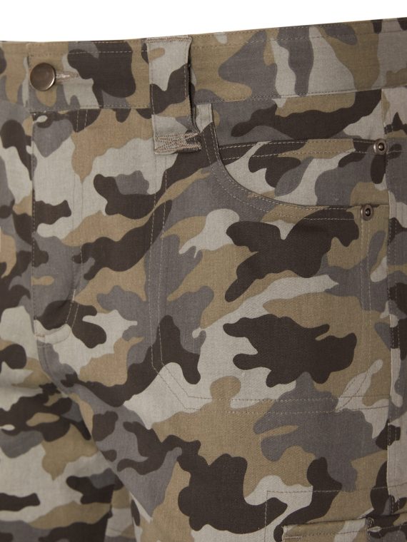 Khaki Boys Plus Size Sturdy Fit Stretch Camouflage Cargo Shorts <br/> 32" - 42" Waist - Image 4